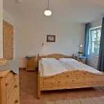Haus Seeblick-binz Остзебад Бинц